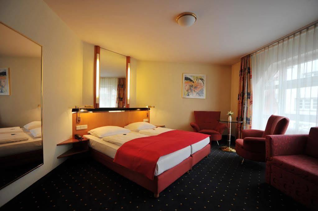 Hotel Am Stadtgarten Radolfzell am Bodensee Exterior foto
